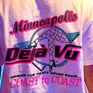 AUTHENTIC early 2000s DEJA VU MPLS tee